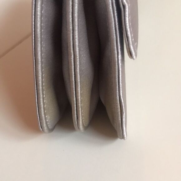 ELAN FORMAL RHINESTONE VINTAGE SILVER SATIN MINI BAG PURSE CHAIN WEDDING PARTY - Picture 8 of 8